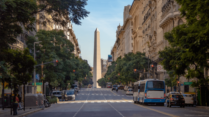 Transfer from Aeroparque to Buenos Aires with safe and reliable service Transfer from Aeroparque to Buenos Aires with safe and reliable service
