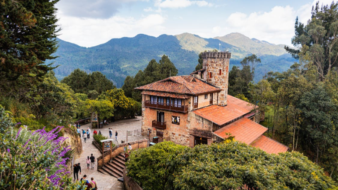 Discover the capital of Colombia with this city tour through Bogotá!