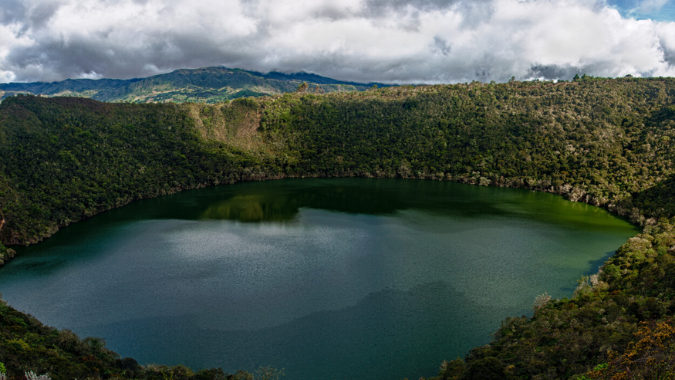 Profitez de la célèbre lagune Guatavita lors de votre visite de Bogota !
